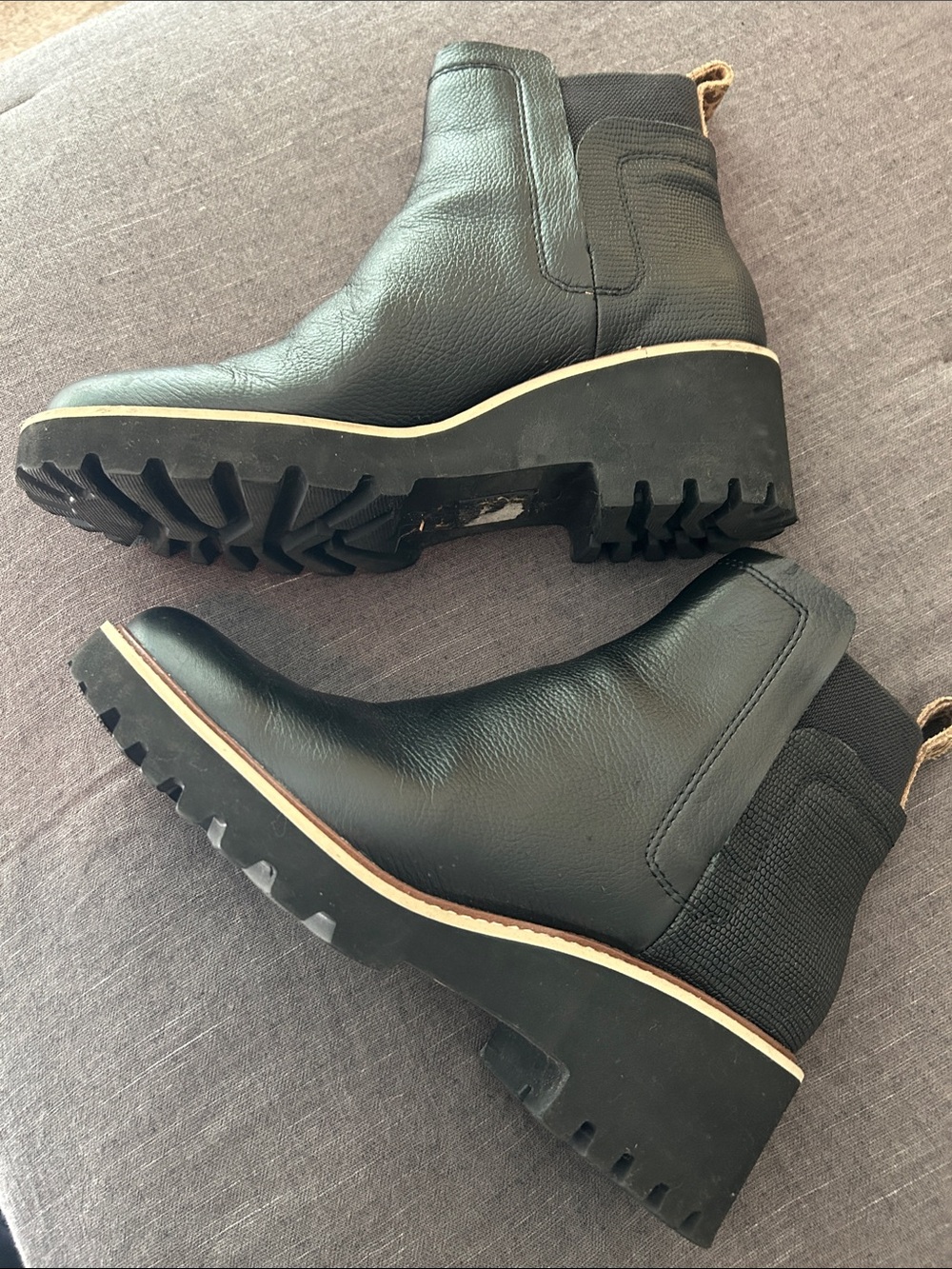 Dolce Vita Black Lug Chelsea Boots with Contrast Trim - Picture 2 of 6